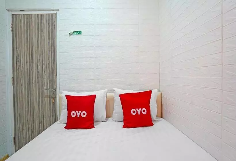 ホテル Oyo 91727 Luxury Homestay Sidoarjo