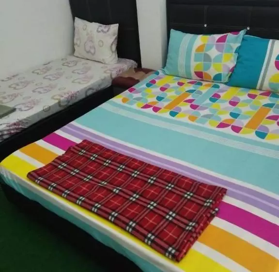 هاستل Karim Guest House