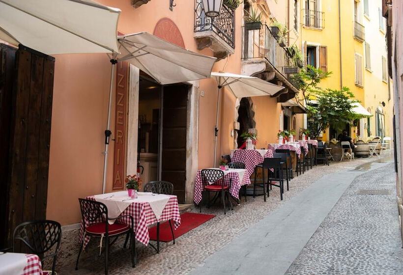 Alessi Hotel Trattoria