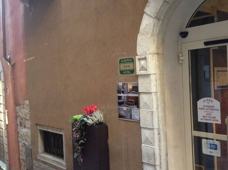 Alessi Hotel Trattoria