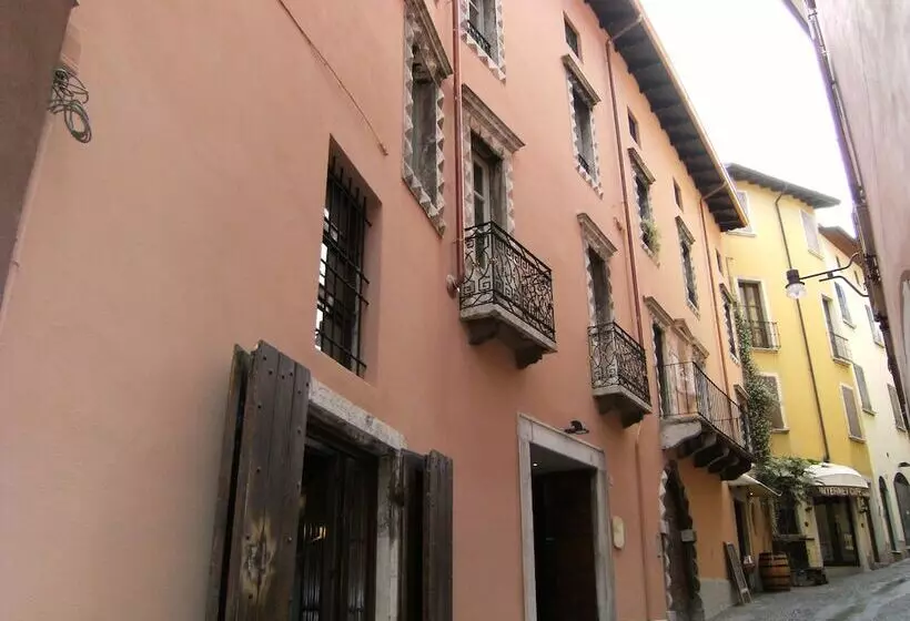 Alessi Hotel Trattoria