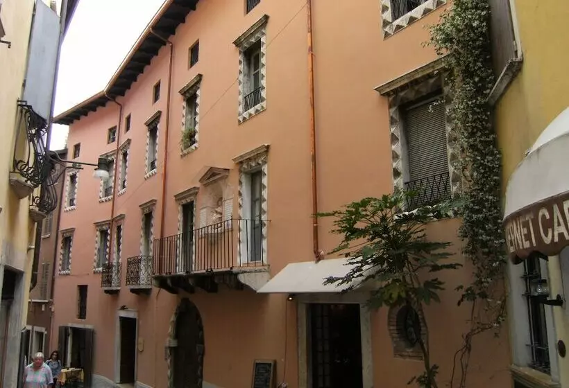 Alessi Hotel Trattoria