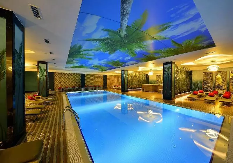 Azura Deluxe Resort & Spa - Ultra All Inclusive