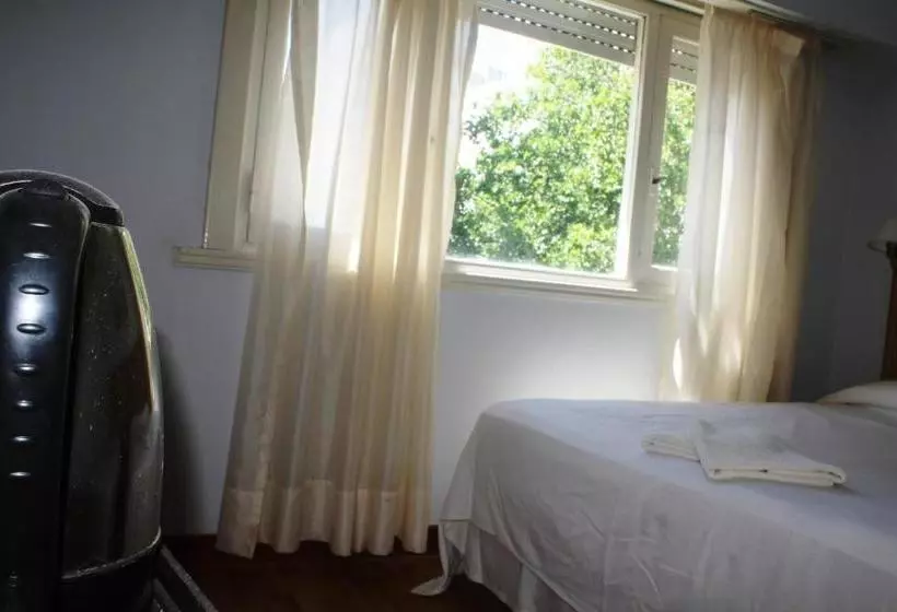 בית מלון כפרי Cadoro