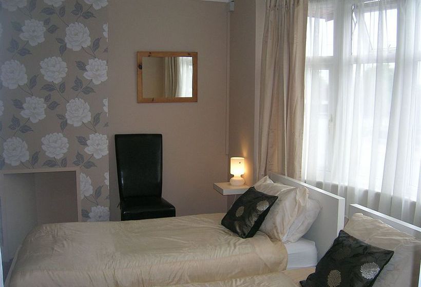 فندق Carolina Guest House