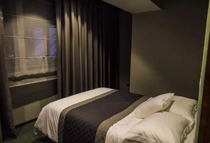 هتل Dastan Aktobe