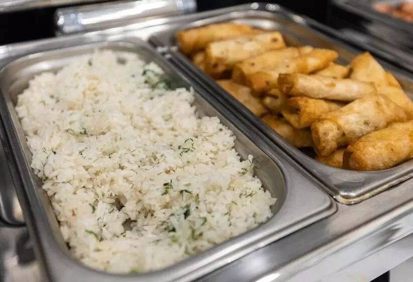 هتل Dastan Aktobe