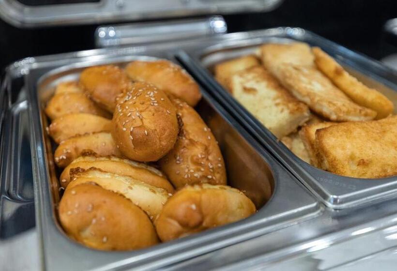 호텔 Dastan Aktobe