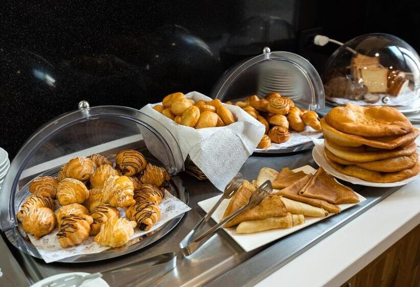 호텔 Dastan Aktobe