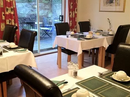 호텔 Home From Home Guest House