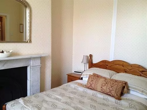 호텔 Home From Home Guest House