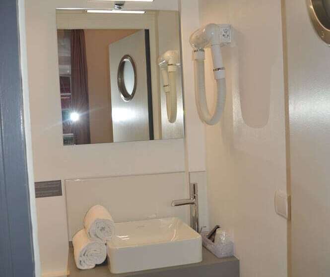 בית מלון כפרי La Marine, Vieux Port