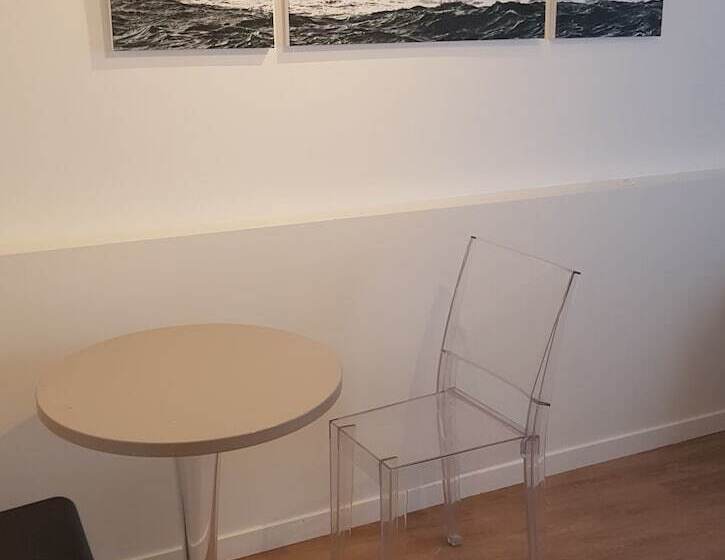 בית מלון כפרי La Marine, Vieux Port