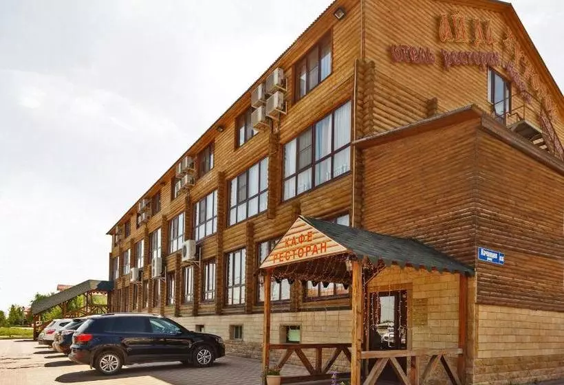 בית מלון כפרי Hutorok