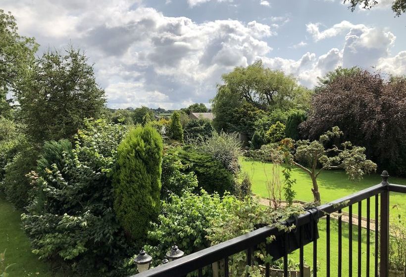 فندق Ingleside House