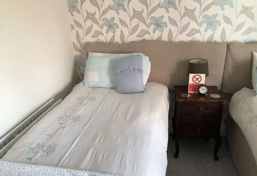 فندق Ingleside House