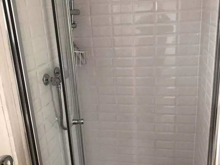 فندق Ingleside House