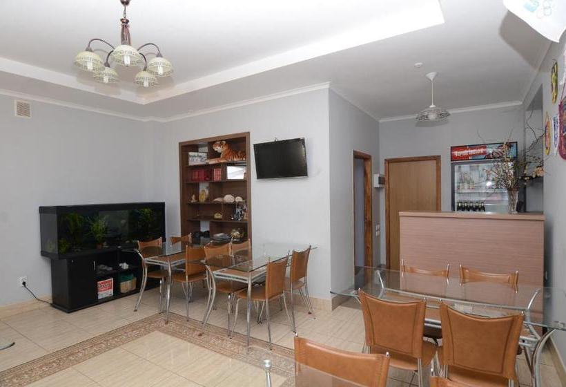 فندق Iriss Mariupol