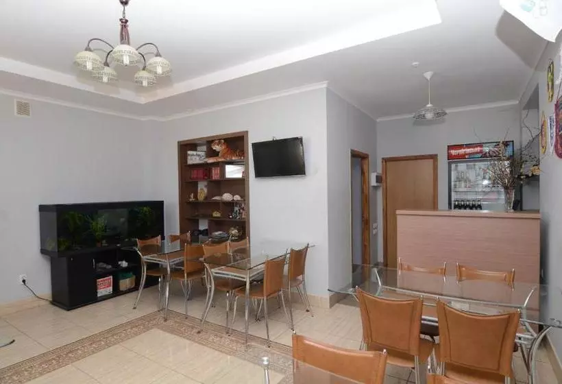 فندق Iriss Mariupol