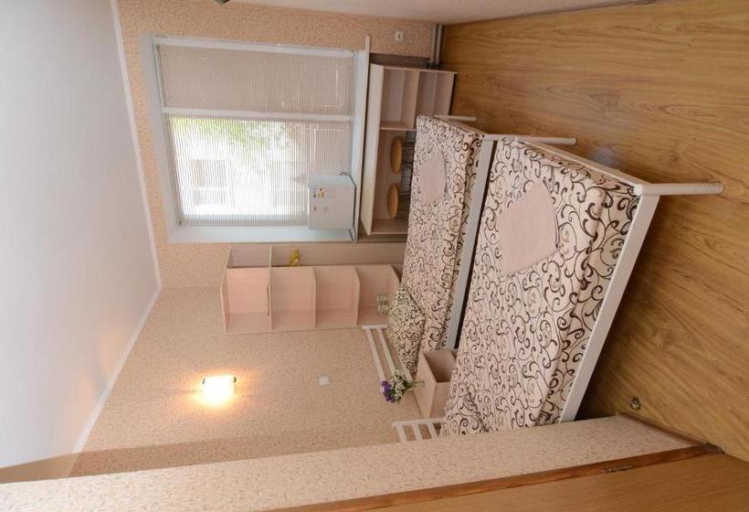 فندق Iriss Mariupol