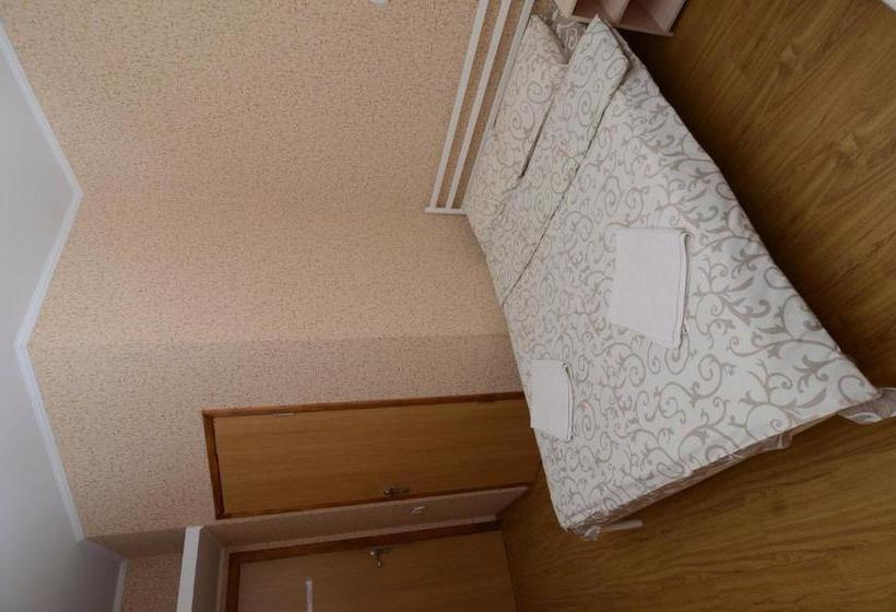 فندق Iriss Mariupol