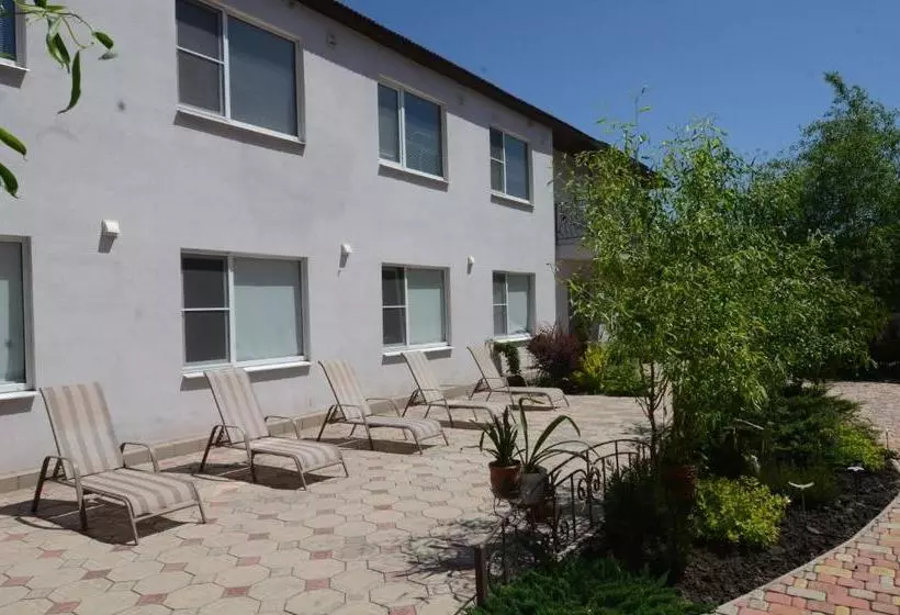 فندق Iriss Mariupol