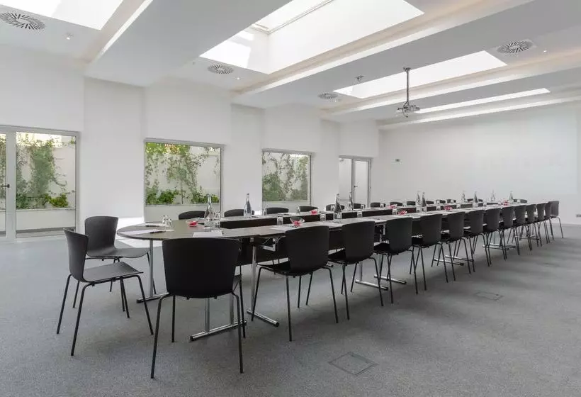 Jupiter Lisboa Hotel - Rooftop & Spa