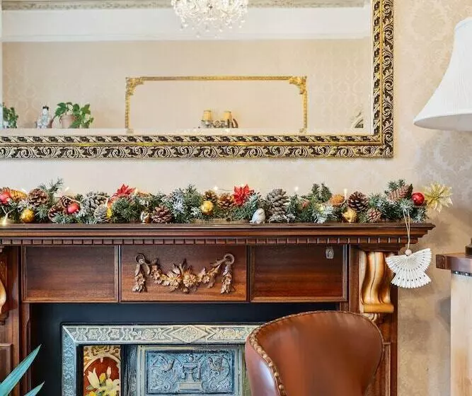 호텔 Kingston House