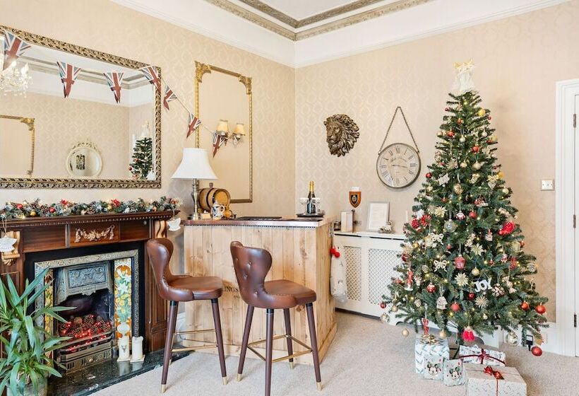 בית מלון כפרי Kingston House