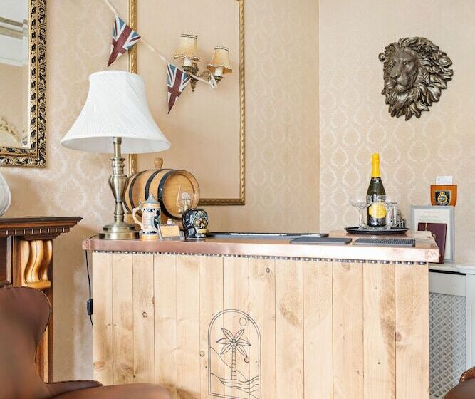 בית מלון כפרי Kingston House