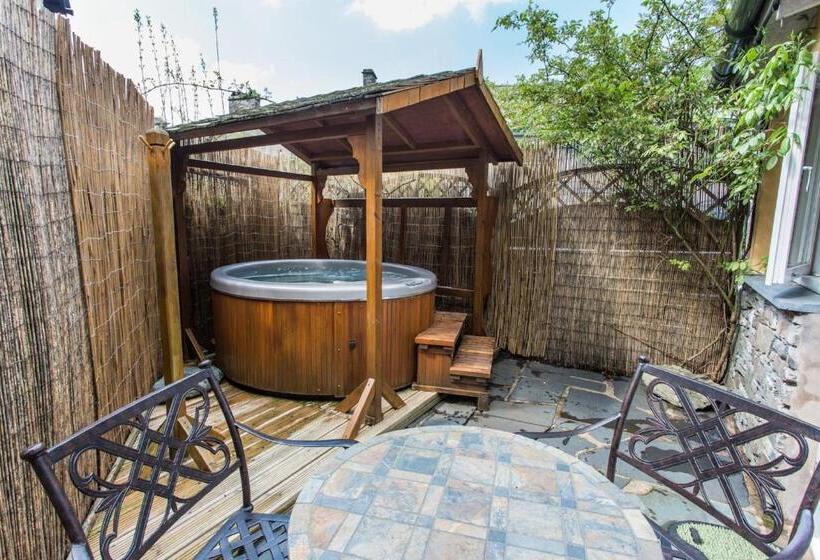 ホテル Moss Grove Organic