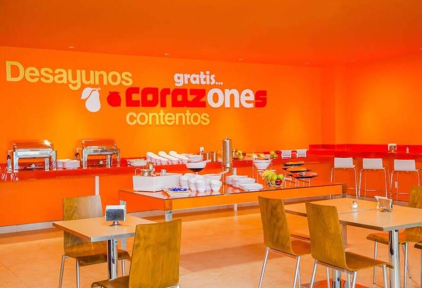 فندق One Monclova