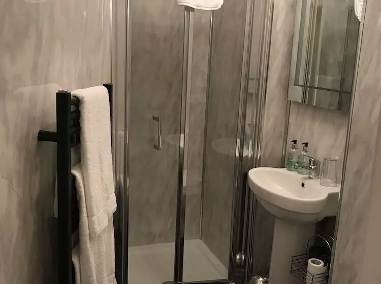 ホテル Ravenswood Guest House