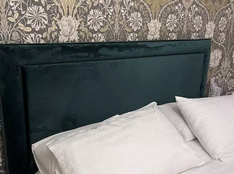 ホテル Ravenswood Guest House