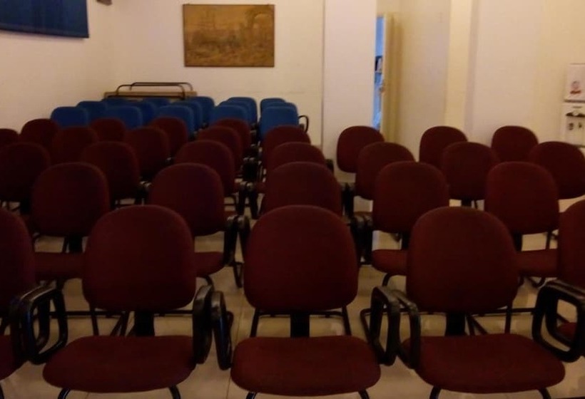 Отель Trade Garden