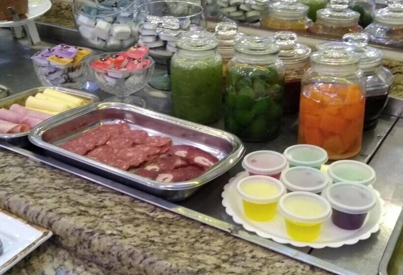 Отель Trade Garden