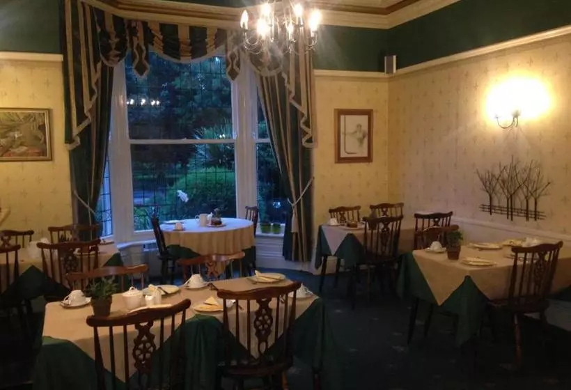 ホテル Rostrevor Guest House