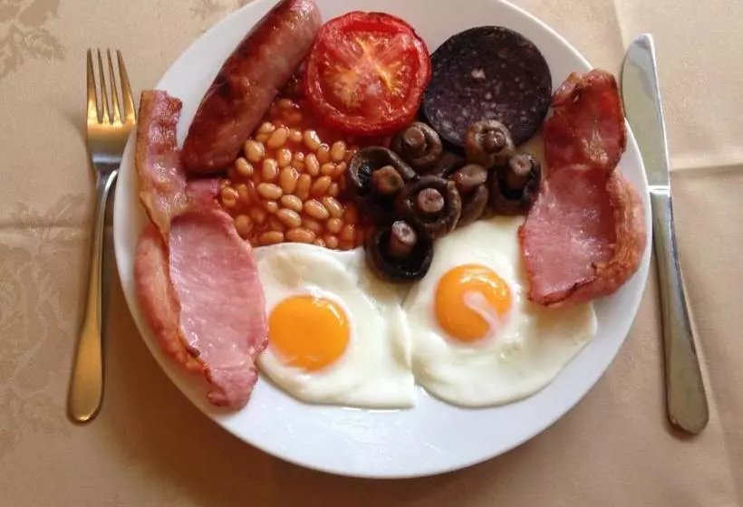 Hotel Rostrevor Guest House