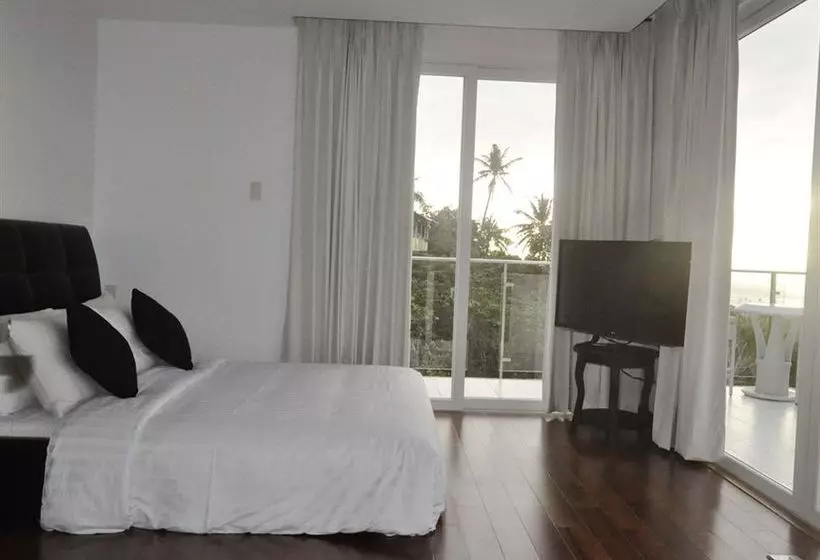 Tanawin Resort And Luxury Apartments