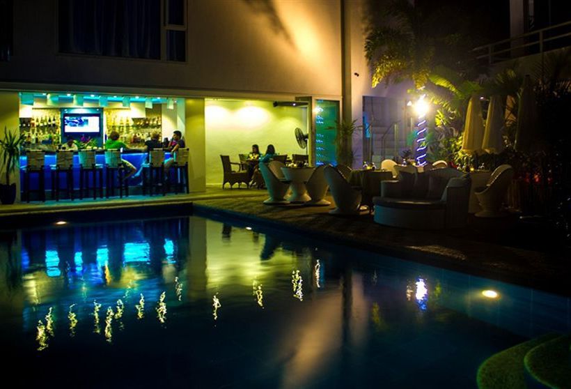 Tanawin Resort And Luxury Apartments