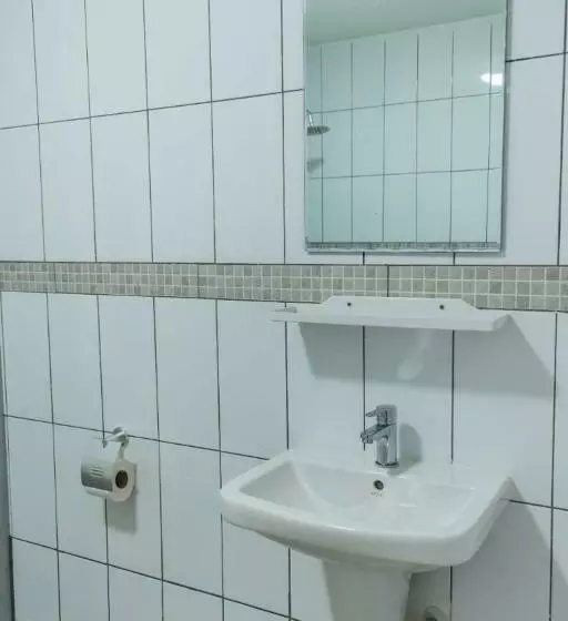 هتل Fondjo