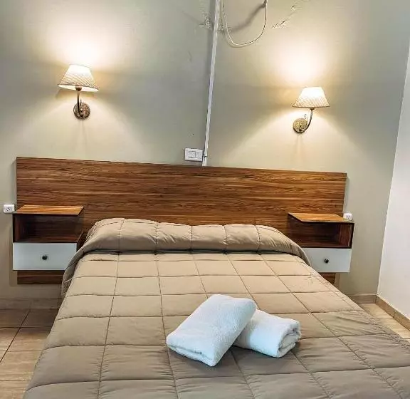 ホテル Hospedaje Los Ilustres