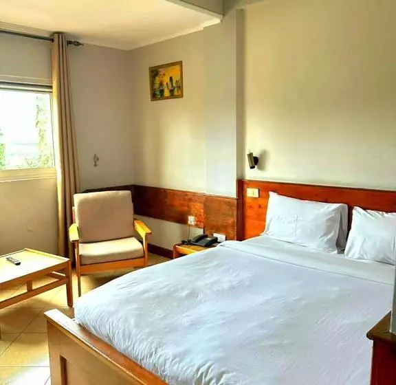 هتل Royal Village