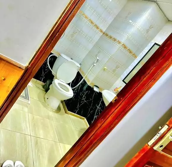 هتل Royal Village