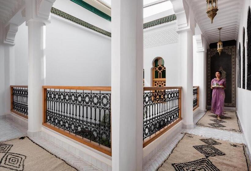 پانسیون Emma S Riad