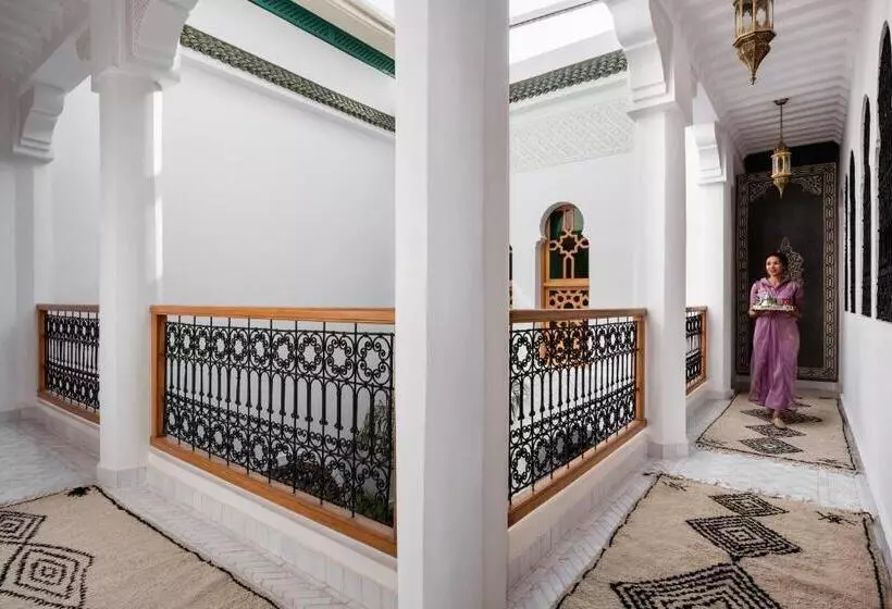 پانسیون Emma S Riad