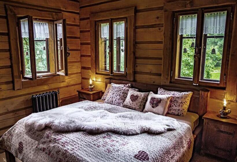 Курорт Silverstone Living