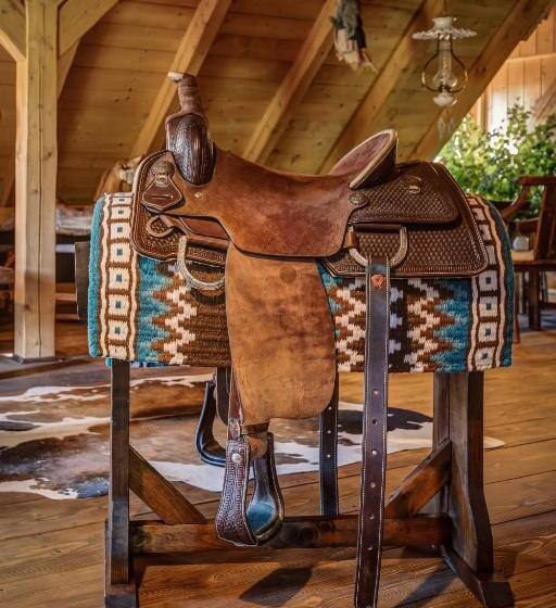 Курорт Silverstone Living