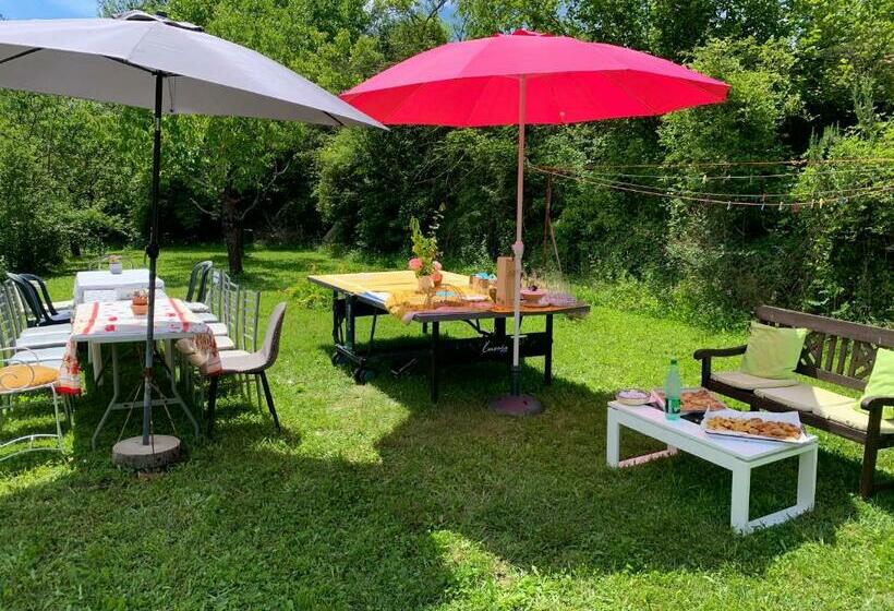 住宿加早餐  Chambre Cosy, Calme, Dans Maison Privée à 1,5 Km Village