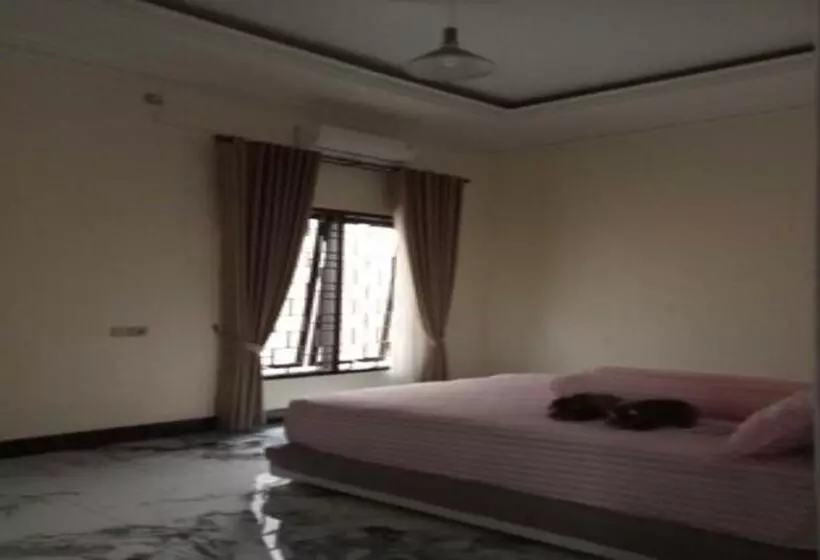 ホテル Express O 91708 Rumah Sriwijaya 12a Syariah